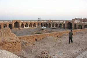 کاروانسرای دیر گچین